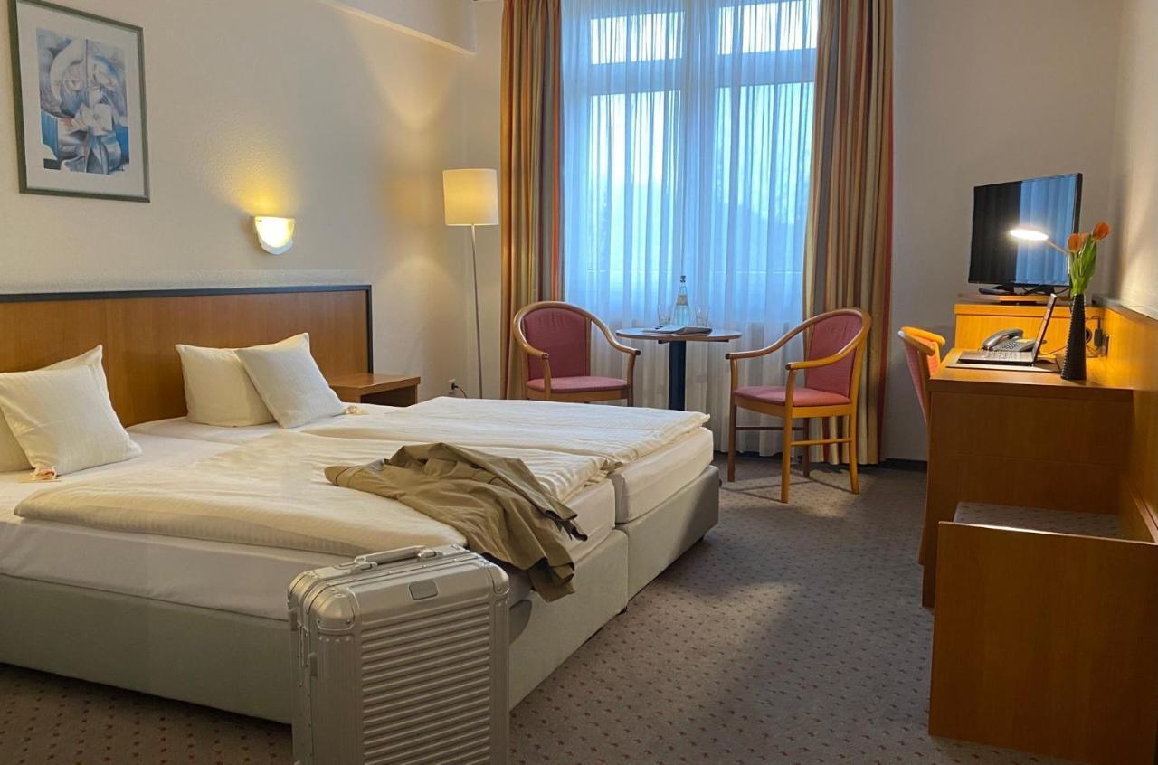 Andersen Hotel Birkenwerder Bagian luar foto
