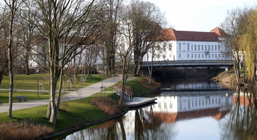 Andersen Hotel Birkenwerder Bagian luar foto